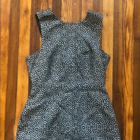 Cute HM Summer Dress - Picture 3 of 4